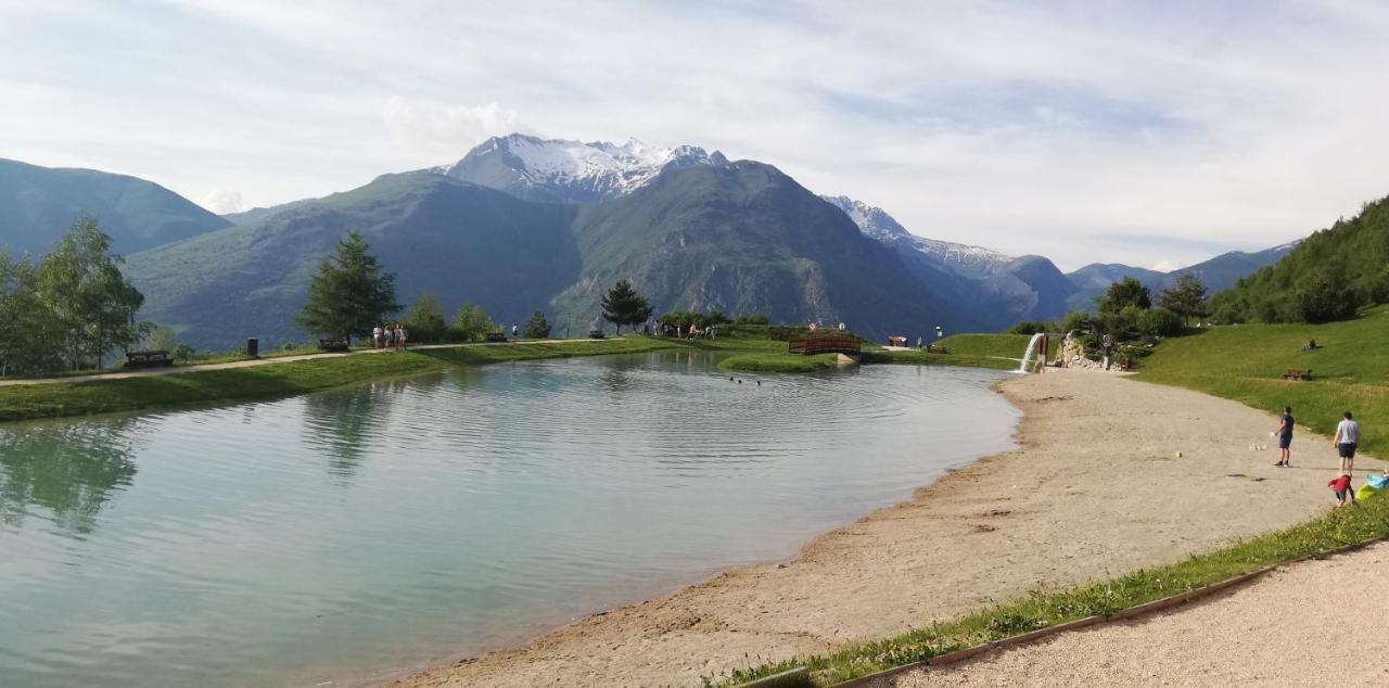 Studio 2 Alpes, Proche Lac Buissonniere, Menage Inclus, Balcon, Parking Ле дез Альп Экстерьер фото