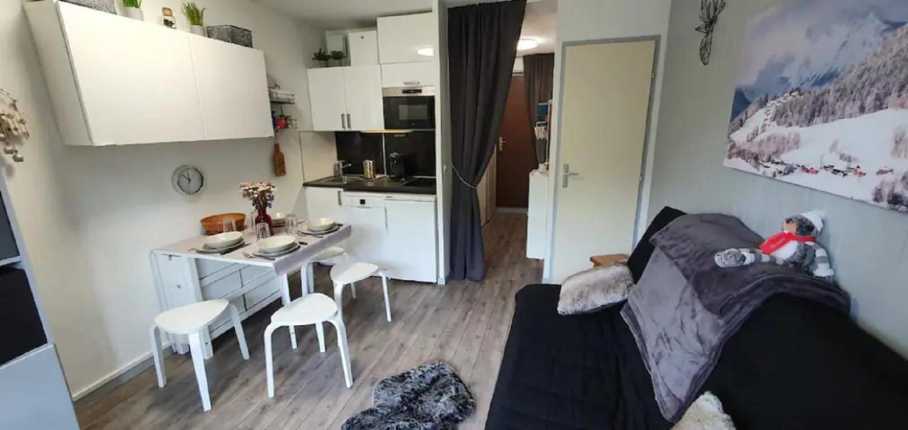 Studio 2 Alpes, Proche Lac Buissonniere, Menage Inclus, Balcon, Parking Ле дез Альп Экстерьер фото