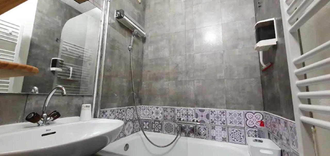 Studio 2 Alpes, Proche Lac Buissonniere, Menage Inclus, Balcon, Parking Ле дез Альп Экстерьер фото