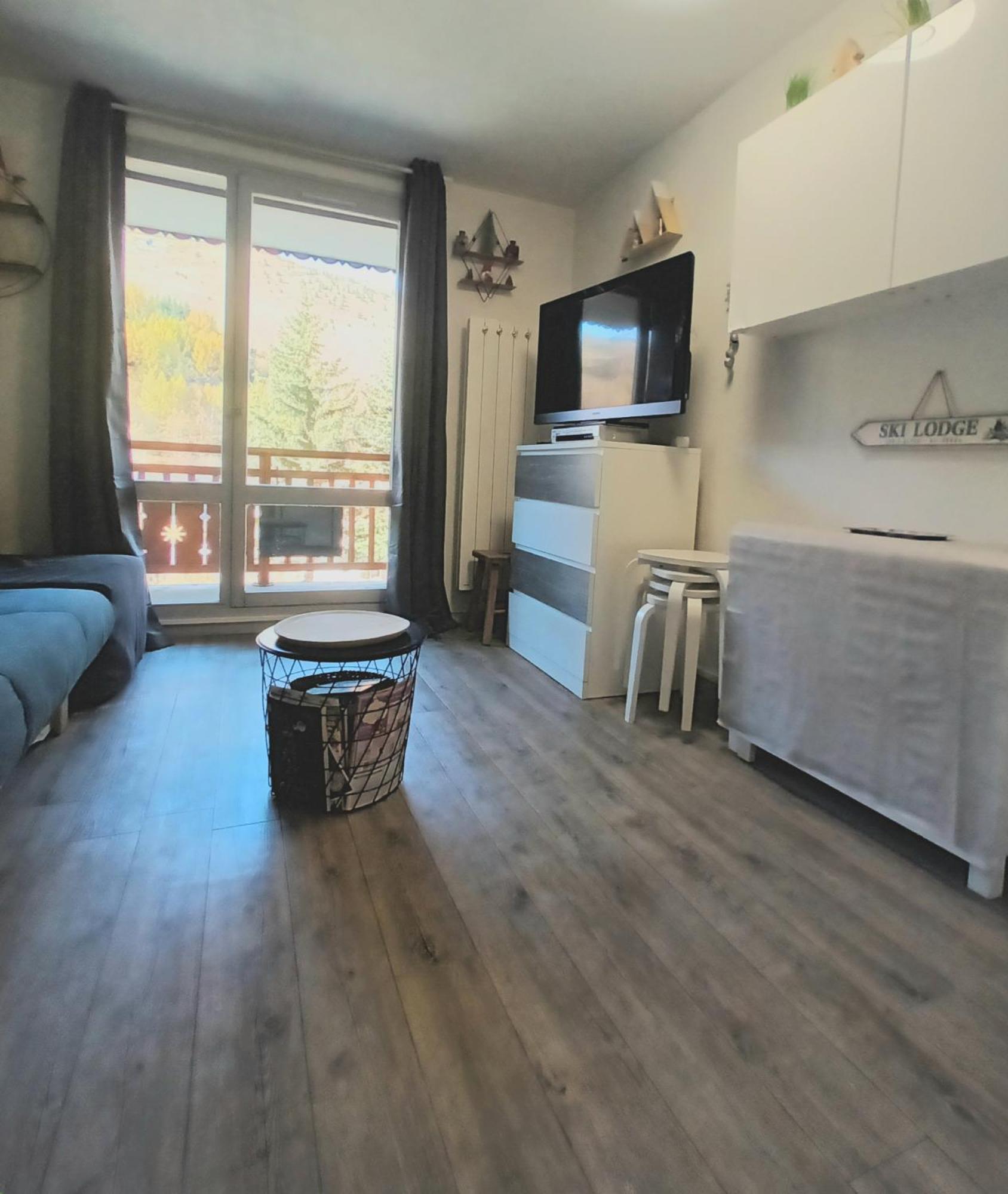 Studio 2 Alpes, Proche Lac Buissonniere, Menage Inclus, Balcon, Parking Ле дез Альп Экстерьер фото